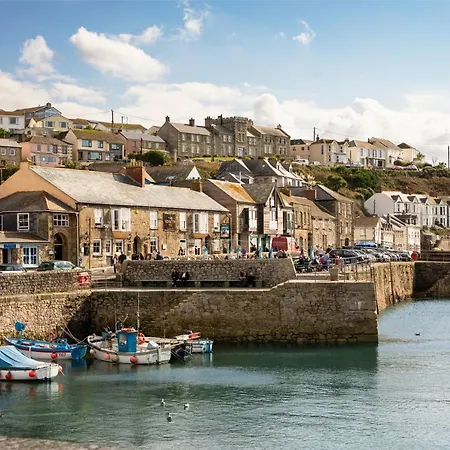 Harbour Kro Porthleven